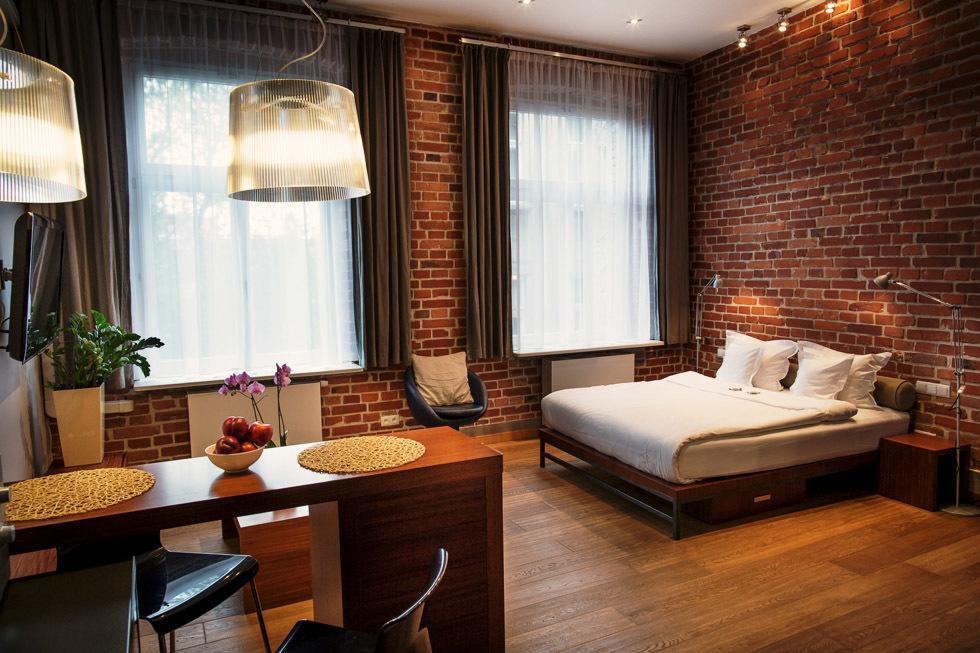 Studio Apartment